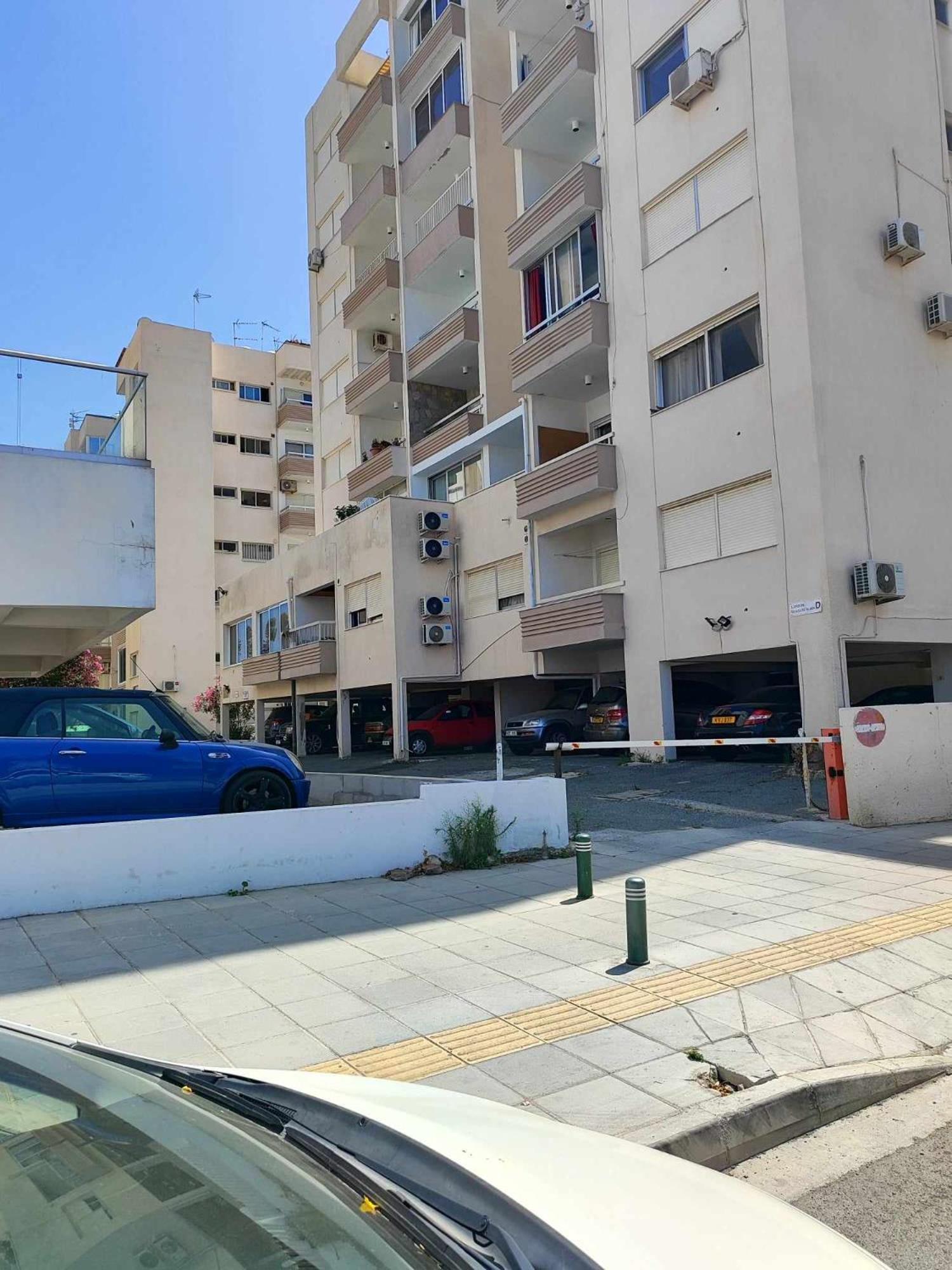 Luxury Penthouse 1Br-Seafront-Seasonal Pool-Central Larnaca Eksteriør billede